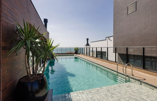 VFR Estudios proximos a praia de Bombas - Foto 27