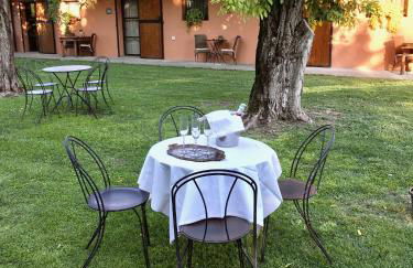 Società agricola le more Agriturismo La Dondina - Photo 32