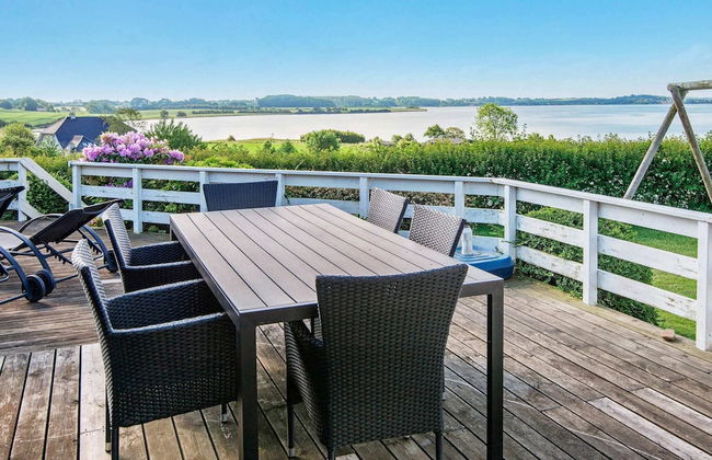 Spacious Holiday Home in Egernsund with Hot Tub - Foto 21