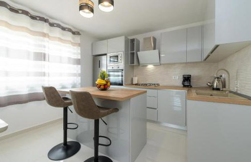 Gorgeous Home In Benkovac With Wifi - Foto 5