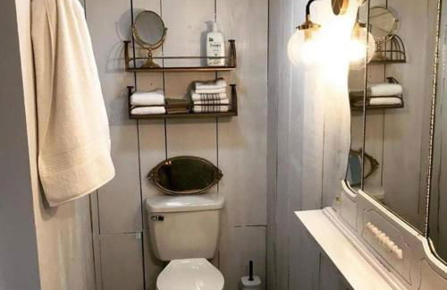 Beautiful Tree House for a Romantic Getaway on a Farm near Chattanooga Valley, Georgia - Foto 16