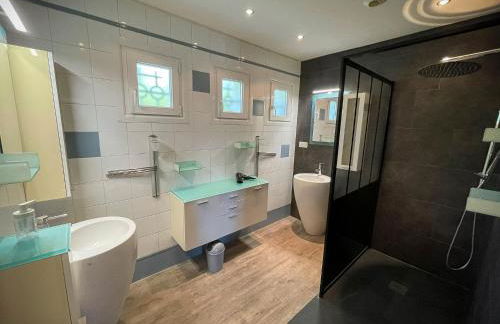 Villa 250m2 avec PISCINE chauffée & SPA & kota-grill & sauna - Foto 17