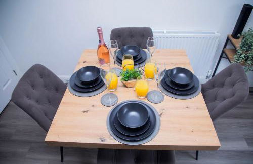 5 Bed House Wifi City Centre Free Parking - Foto 31