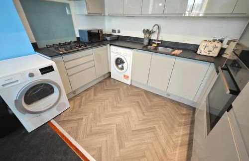 Luxury 4-Bedroom Apartment in Oxford Street - Foto 26