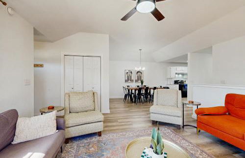 Float & Unwind - Photo 6