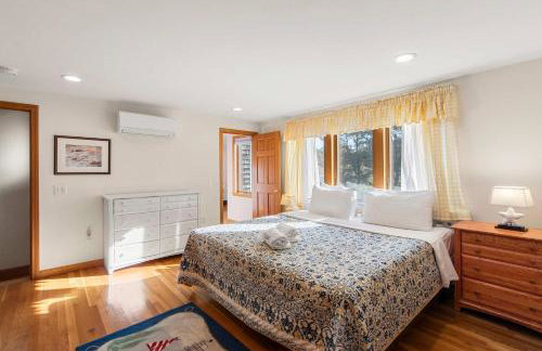 Spacious Home with Direct Pond Access! - Foto 22