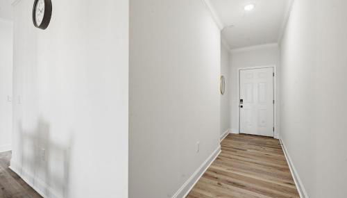 Relaxing 2BR Home w Contemporary Style - Foto 1