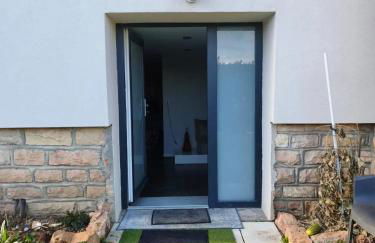 Appartement charmant à Charnay-lès-Mâcon avec jardin - Foto 12