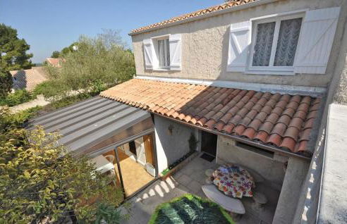 Nice Home In Saint Cannat With Wifi - Foto 17