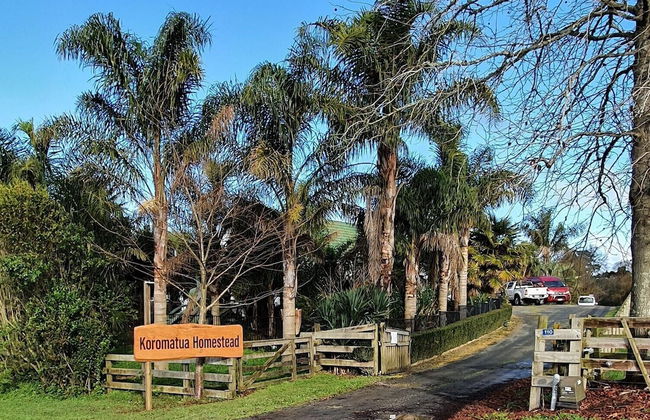 Koromatua group - Photo 6