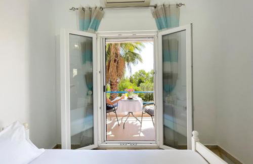 Odysseas Apartments - Photo 2