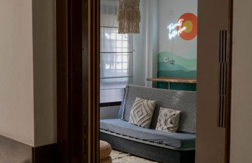 Studio 5 mins from El Palo Beach WiFi & AC - Photo 1