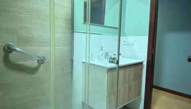 Your Space in the Center of Vigo - Foto 4, Shower