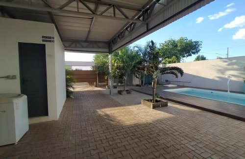 check-in autônomo em Piscina, Hidro, churrasqueira, casa dispondo até 3 quartos, 3 ar, 2b, tudo privativo - Reserva valor 6 hóspedes para abrir os 3 quartos com ar, 2 banheiros, sala, cozinha, garagem até 2 e pátio descontão por duração! - Foto 34