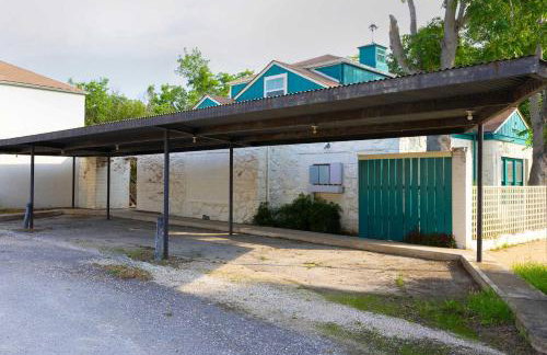 Mariposa Monarch - Walk to River - Foto 69