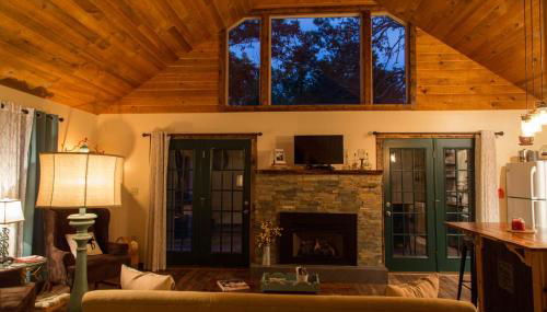 Heaven's Hideaway- perfect getaway near the river! - Photo 3