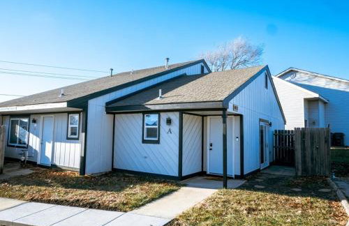 Roasted Blue - 8 min to KU & Mass - Photo 19