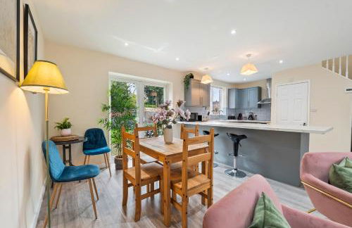 Spacious 3-Bed Home with Driveway Parking - Gloucester - Foto 5