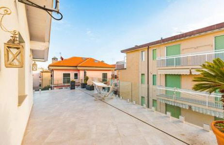 Appartamento Spotorno con ampio terrazzo attrezzato anche con angolo cottura - Foto 56