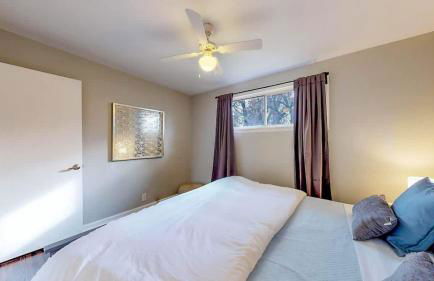 Charming Three Bedroom Home in Littleton - Foto 25