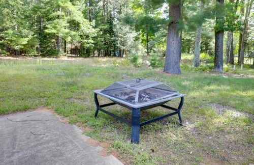 5 Mi to Sno-Eagles Trails Lakefront Getaway! - Photo 27