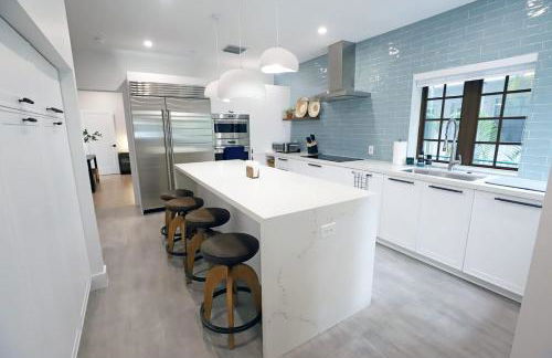 6 Bedroom Villa with Pool & Parking in Heart of South Beach Miami - Foto 5