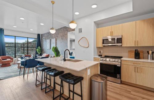 Stylish 2BR with Pool Central SLC - Great Access - Foto 23