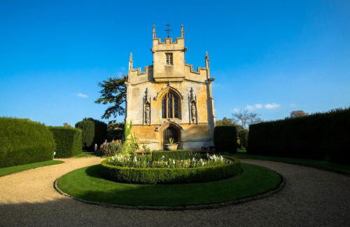 The Organic Cotswolds Shepherds Hut - Photo 41