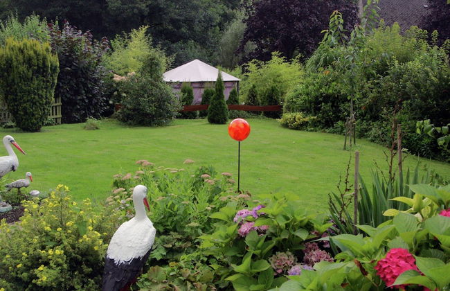 Flat in Bellenberg With Sunbathing Lawn - Foto 14