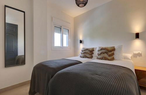 Apartment El Paseo - gerenoveerd appartement met zeezicht - Photo 36