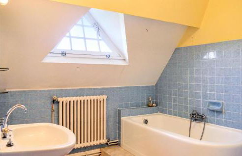 Awesome Home In Surville With Wifi - Foto 19