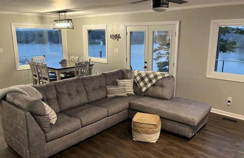 Modern Lakefront Views at Lake Hickory Haven - Foto 11