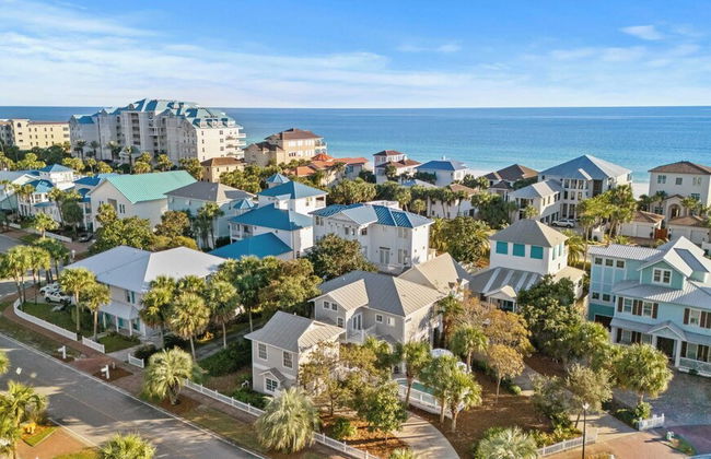 Steps to Beach! Arcade Game Room, Pool + Hot Tub Calico Scallop by Avantstay - Foto 78