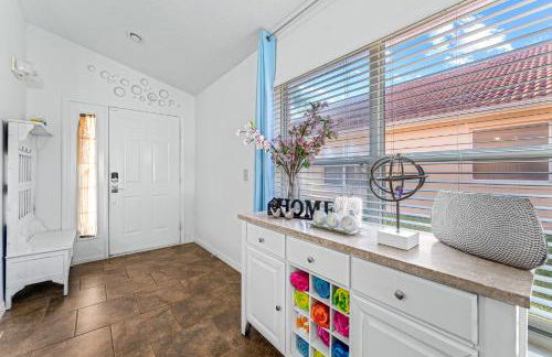 Disney Family Fun Resort, Pool and Game Room - Foto 49