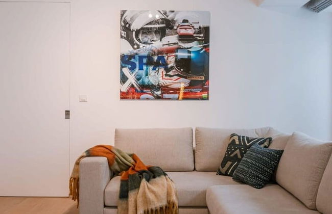 Spacious Apartment With Parking on Prime Location - Foto 6