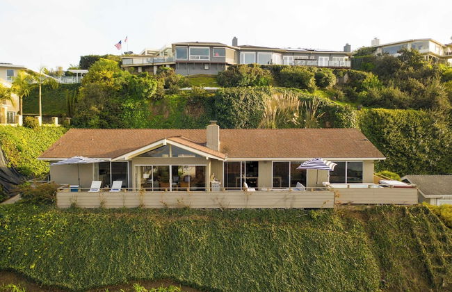 Parasol by Avantstay Hilltop Ocean View Escape w/ Large Patio & Shuffleboard - Foto 32