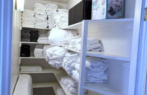 Hot Tub, Game Room, Kayaks, Boat Parking, Backyard, King, Fire Pit, Pets, WD - Foto 29