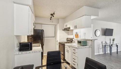 The Landry 178 Spacious and Cozy 2 Bedroom 1bth - Foto 3