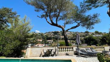 Studio en bas de villa avec piscine proche bord de mer - Foto 2