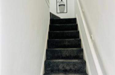 Beautiful and Homely 3 Bed House With FREE Parking So Close To Man City and City Centre - Foto 44