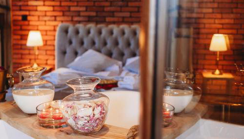 Apartament z wanną wolnostojącą - Foto 5