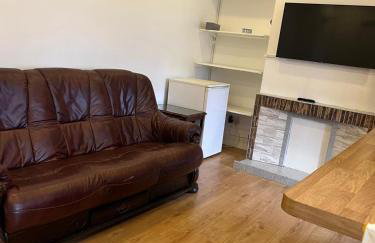 Luxurious home away from home - Photo 12