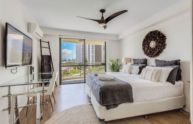 The Meriton on Main Beach - Photo 9