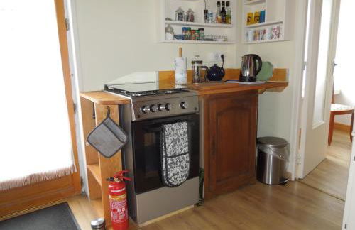 Chez Pauline, Gavray. House with secure parking, Wi-Fi & garage. - Foto 11