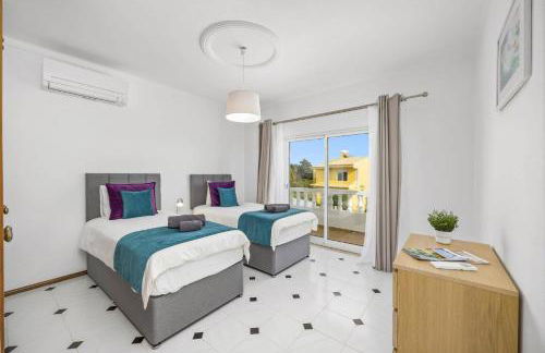 Villa Duas Sentinelas by Villa Plus - Photo 16