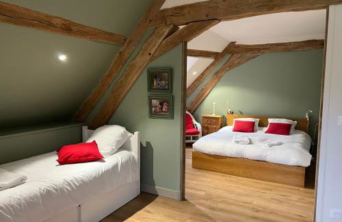 LA CHARMILLE Jolie maison de campagne 15 personnes piscine calme - Foto 18