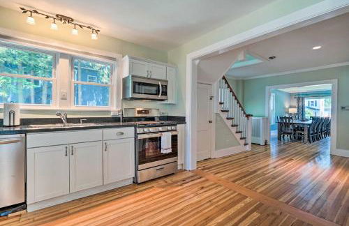 Downtown Retreat with Grill, Fire Pit and Wet Bar - Foto 10