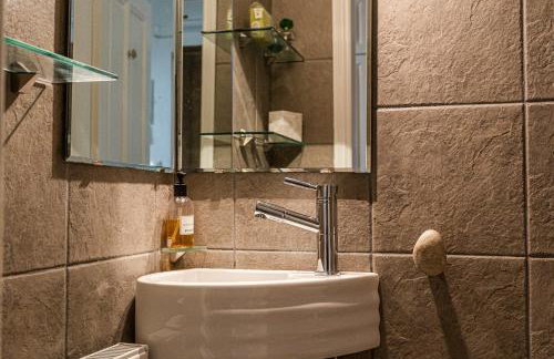 ILOI’s Villa in peaceful Village w. Private Beach - Photo 47