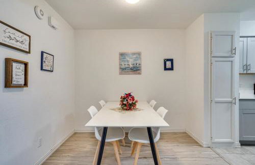 Unwind Fireside Condo 2 Mi to White Rock Lake! - Foto 9