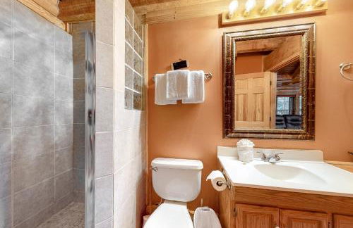 Dog Welcome Lakefront Cabin Sleep 13 Fire Pit Private Dock - Foto 12